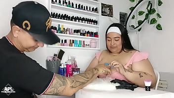 Preview 1 of Sexy Model Slow Motion - Mientras mi manicurista me arregla mis u&ntilde_as,  yo le voy tocando sus enormes tetas y por debajo de la mesa su rica y humeda pussy
