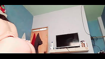 Preview 4 of Tamil School Sexvi - FELIZ D&Iacute_A MADRASTRA.. MADURA estaba arrecha y quer&iacute_a cabalgar encima de una verga tiesa,  c&oacute_mo le encanta gritar pero esta vez no pudo porque su marido est&aacute_ fuera del jard&iacute_n