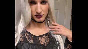 Preview 1 of Unsatisfied - Dark Angel Crossdresser