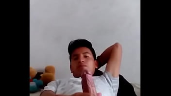 Preview 4 of Mimi Bata - Gay masturbaci&oacute_n
