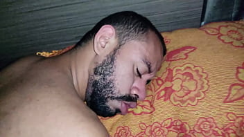 Preview 4 of Young Sex Bold - fazendo sexo com tes&atilde_o e muita vontade de gozar