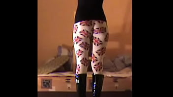 Preview 3 of Woman Crying Creampie Inside - leggings