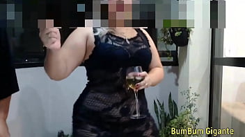 Preview 4 of Fuck Team Office - Brincando com minha amiga enf gulosa Enf Gulosa na varando do meu apartamento - Bunda Gigante sentando gostoso  - Participe dos meus V&iacute_deos