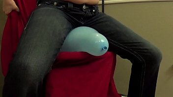Preview 3 of Mature Eu Solo - Sit To Pop Balloons featuring Fifi Foxx