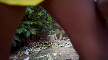 Preview 4 of Only B Oy - mijando com o grilo duro