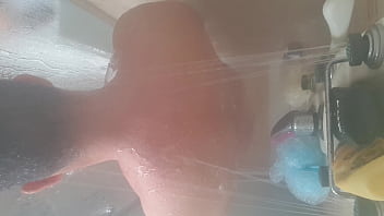 Preview 2 of Merawanin Gadis Abg - Refreshing bath before going to work. Richard Bunnyy