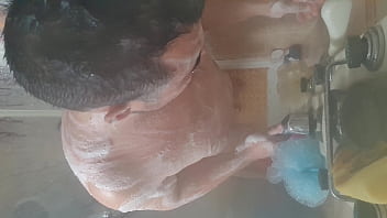 Preview 3 of Merawanin Gadis Abg - Refreshing bath before going to work. Richard Bunnyy