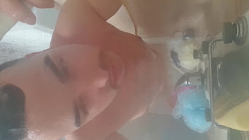 Preview 4 of Merawanin Gadis Abg - Refreshing bath before going to work. Richard Bunnyy