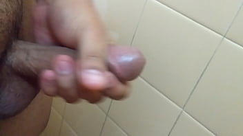 Preview 1 of Beautiful Mom Italian Shower - Una paja para ustedes
