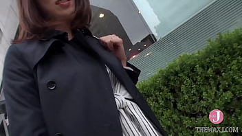 Preview 1 of Sri Lankasxs - 超綺麗な美熟女にチンポをしゃぶらせながらオナニーさせる、涙目になってフェラする姿がシコい