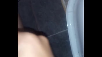 Preview 4 of Xxx Www Vidose He 2017 - Rasurando nalga a gordita