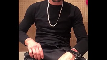 Preview 1 of Hot Seksy Hd Vedeo - Niko Demon com o pau dur&atilde_o