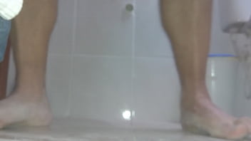 Preview 1 of Hiddenn Cams - enfiando legumes