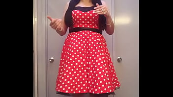 Preview 2 of Hd Lesbea - Explaining My Post Order