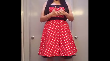 Preview 3 of Hd Lesbea - Explaining My Post Order