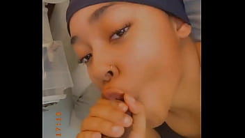 Preview 1 of Xnxx Botd - Naija Calabar girl gave me hot blow job &amp_ me cum fast