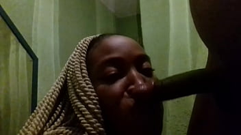 Preview 3 of Wwwugandan Girls - Mamada gostosa