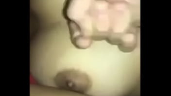 Preview 2 of Xnxxcomdesi - Me encanta venirme en las tetas de mi prima