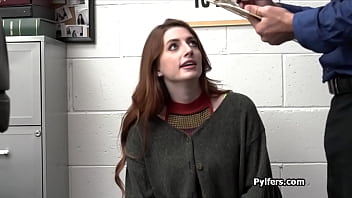 Preview 1 of Shakieralynch - Hot deep throat and cock ride by slutty thief Aria