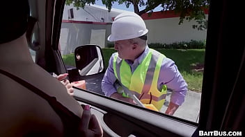 Preview 1 of Xxx Seal Pack Videos Hd - BAITBUS - Jacob Peterson Turns Out Hawt,  Muscular Construction Worker Dale Savage