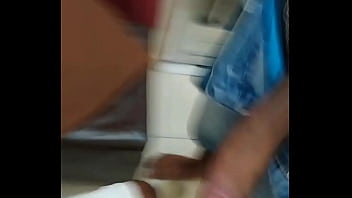 Preview 2 of Brother Sister Pornvideos - Hetero raiz da favela que mostrei meus v&iacute_deos no bar veio conferir minha mamada e meu rab&atilde_o