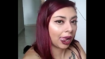 Preview 3 of Bella Kat - Detr&aacute_s de c&aacute_maras!