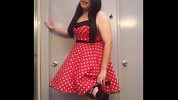Preview 4 of Japanese Facesitting Gangbang - Your Vintage Girlfriend Outfit Video