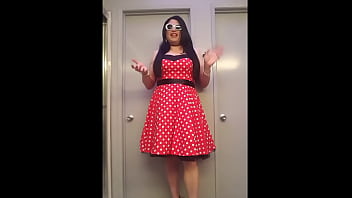 Preview 2 of Barzzerz Mom - Explaining My Silly Pictures