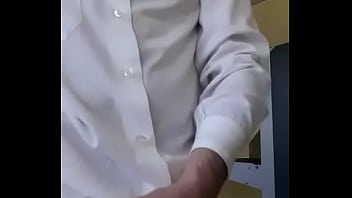 Preview 4 of Me Muestra Su Baking - se paja semen