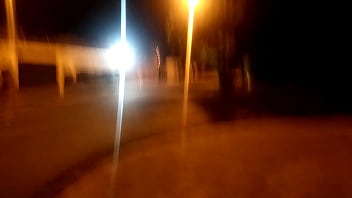 Preview 1 of Naiomi Alice - minha priminha sozinha  na rua vindo do bailao meti a vara meu pinto no cusinho anal gostoso nela