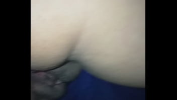 Preview 2 of Amateur Cum On Her Back - Mi prima deja que le termine adentro