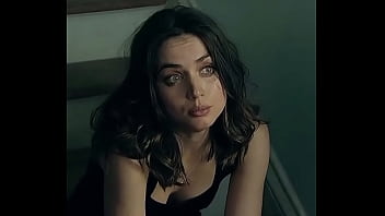 Preview 2 of Charlie Mac - Mulheres de Touro - ANA DE ARMAS - Escada e Carro