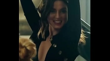 Preview 4 of Charlie Mac - Mulheres de Touro - ANA DE ARMAS - Escada e Carro