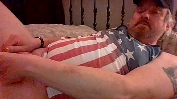 Preview 3 of Childrn And Mom - Makowboy Anticipating a Patriotic Summer Desides for a Patriotic Jerk Off
