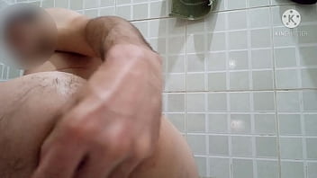 Preview 2 of Sunny Leone Hot And Naughty - Socou a m&atilde_o com o especulo no rabo