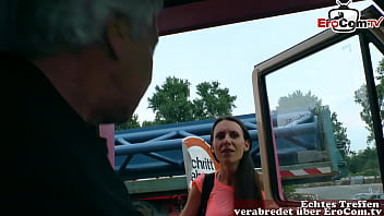 Preview 1 of Yume Sazanami Fucked - Schlanke deutsche milf anhalterin abgeschleppt zum Sex im Auto