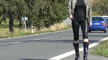Preview 3 of Vid Foto Momok - leggings