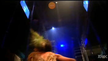Preview 4 of Satge Show - Oliendo pinga del amigo