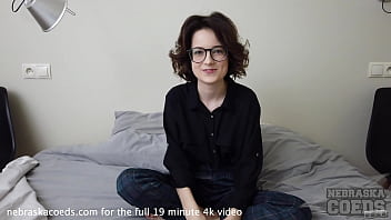 Preview 1 of Desi Fat Anty - polish teen polyna first time naked video interview