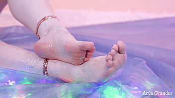 Preview 4 of Pakistaniii Six - close up feet size 10 with glitter - Arya Grander