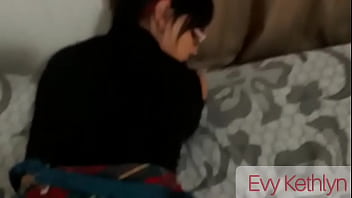 Preview 4 of Boy Forced Hot Mom - Socando na buceta da cunhada (Evy Kethlyn)