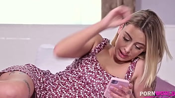 Preview 1 of Extreme Flashing - Two Scorching Spanish Skanks Eat Each Other&#039_s Fish Tapas Before Trying Roommate&#039_s Chorizo GP1788