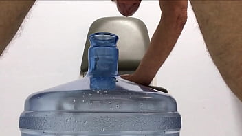 Preview 4 of X Vidoes In Hd - Fucking a 5 Gallon Water Bottle
