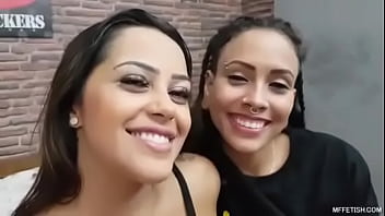 Preview 1 of Hard Son Mom Boys - HOT LATINAS LESBIAN KISSING MASTER