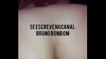 Preview 1 of Auntie Sex With Naiber - Ruiva em cima do pau e colocando o dedo no cuzinho