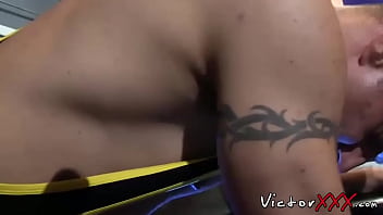 Preview 2 of Www Xse Com - Tattooed hunks fucked bareback in interracial spitroast orgy