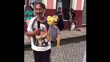 Preview 3 of New Hd Video Xx - FUI NA FEIRA DA BANANA: adivinha o que aconteceu???