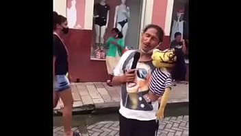 Preview 4 of New Hd Video Xx - FUI NA FEIRA DA BANANA: adivinha o que aconteceu???