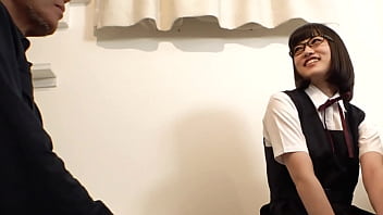 Preview 1 of Autorot Blow - 未だに経験した事の無かった快感をおっさんのデカチンで白目になるまでイカされ初心マン地方娘は中出しされた！