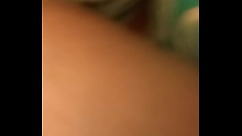 Preview 4 of Kos Dadan Az Jolo - Cogemos en el cuarto cuando todos est&aacute_n afuera